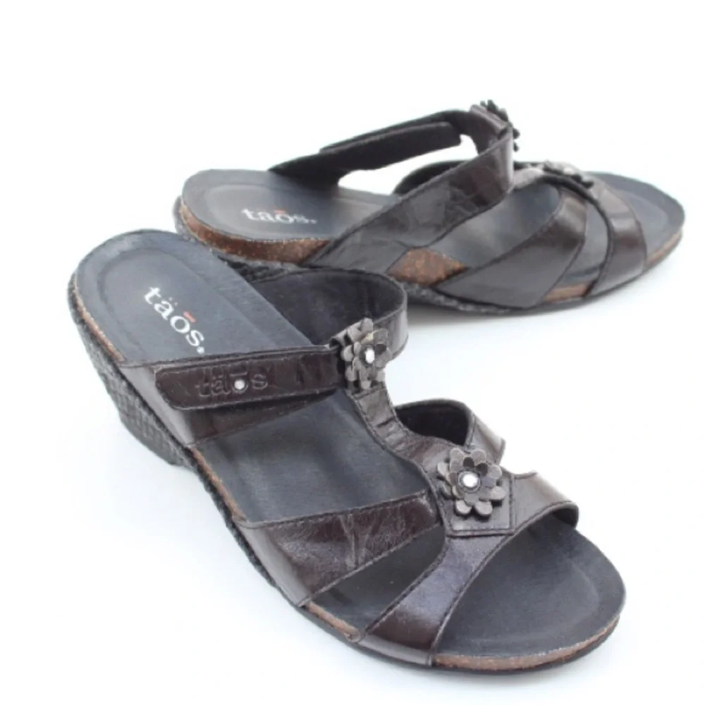 Taos wedge sandals